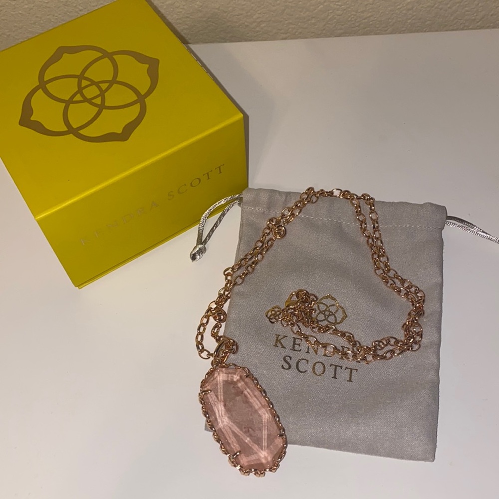 💯 SOLD 💯 Kendra Scott Macrame Reid Necklace